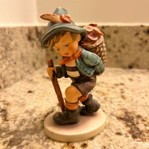 Vintage Goebel Hummel W. Germany 'Flower Vendor' Boy Figurine #381 (1971)